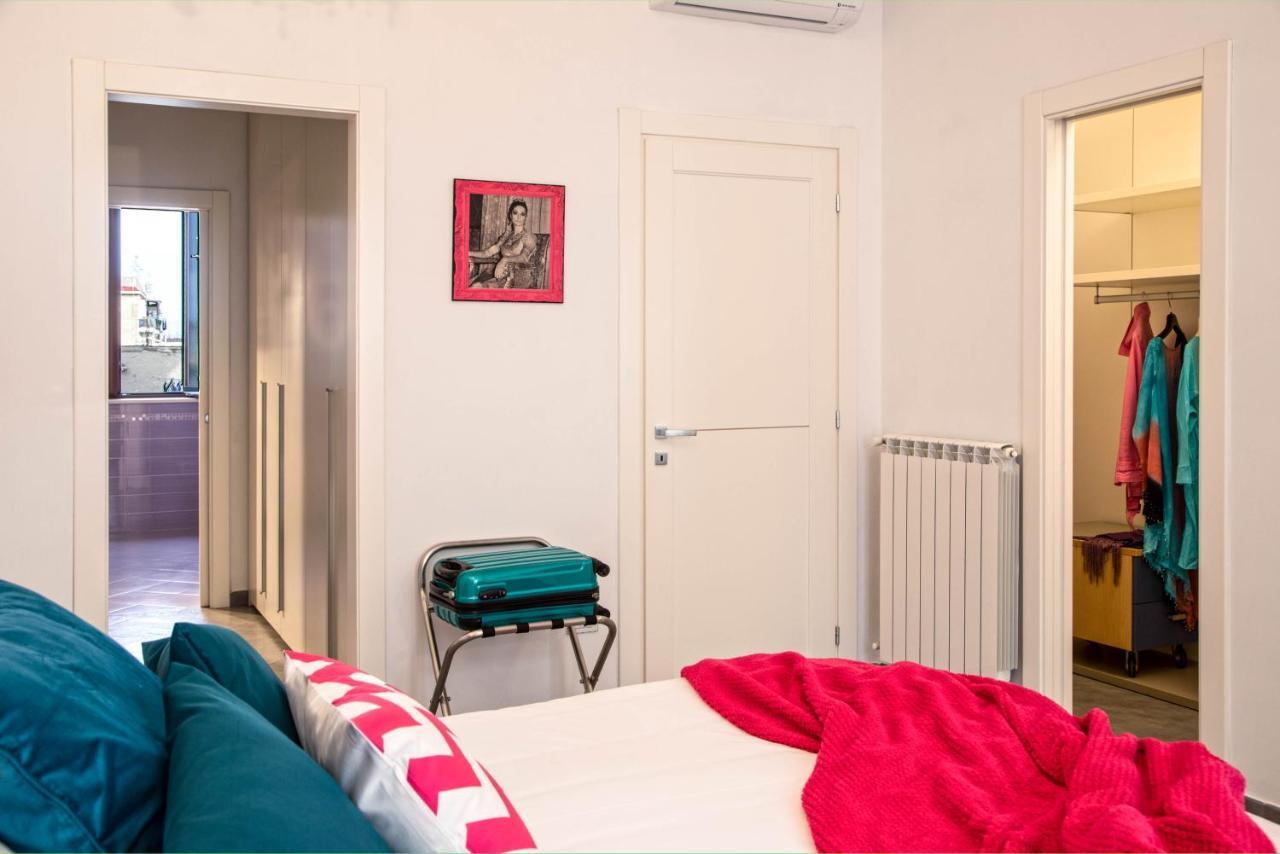 Ferdinando Arthouse Oversized Modern Apartment - By Gocce Team Napoli Exterior foto